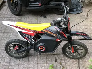 Dětskou elektrickou motorku MiniRocket 1000 W
