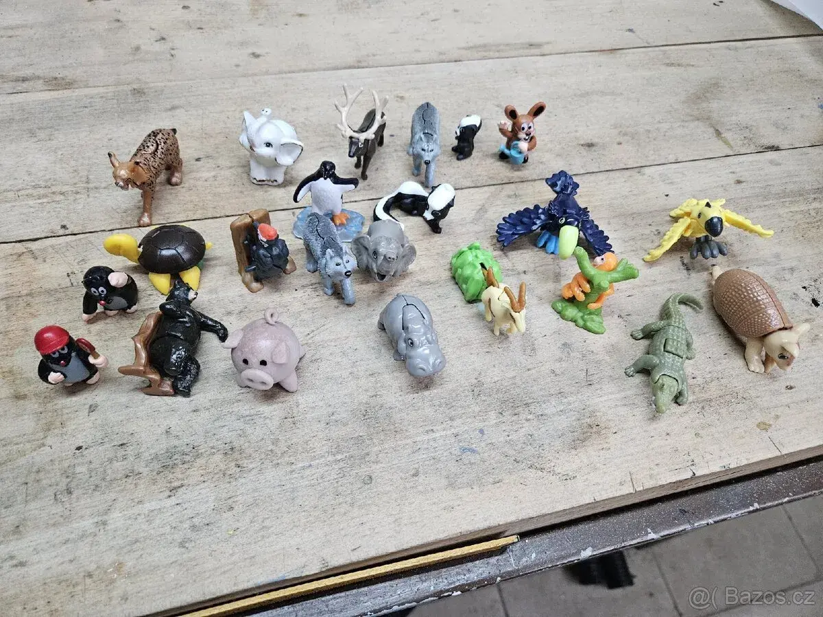 Plastové postavičky Kinder surprise