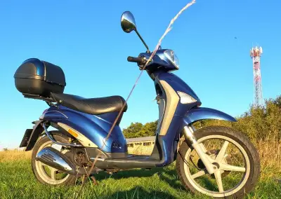 Piaggio Liberty 200, r.2006, STK- 8/29 (foto + video)
