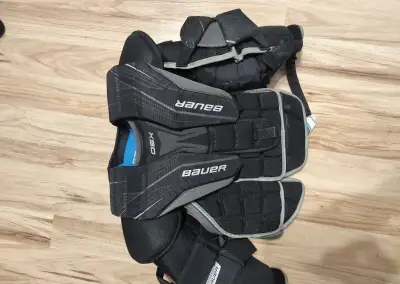 Juniorská brankářská vesta Bauer GSX (vel. JR L/XL)