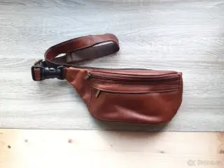 Pánská kožená ledvinka