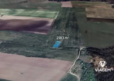 Pole 2 183 m², Podíl 33 % o výměře 728 m²