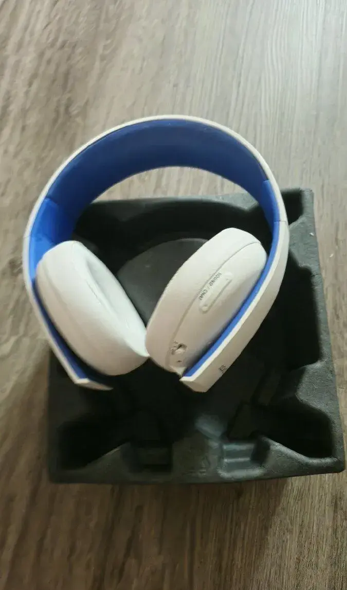 Sony sluchátka Playstation Wireless Stereo Headset 2.0