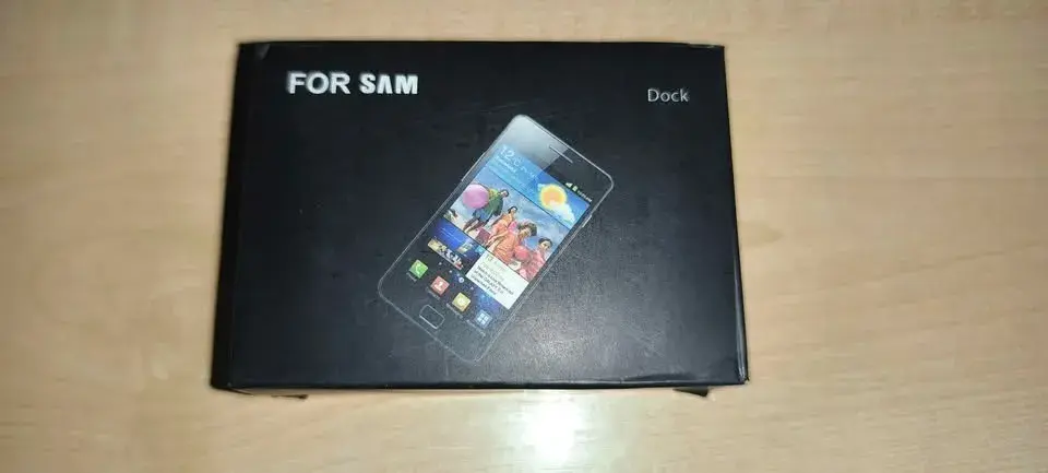 Dokovací stanice pro smartphone