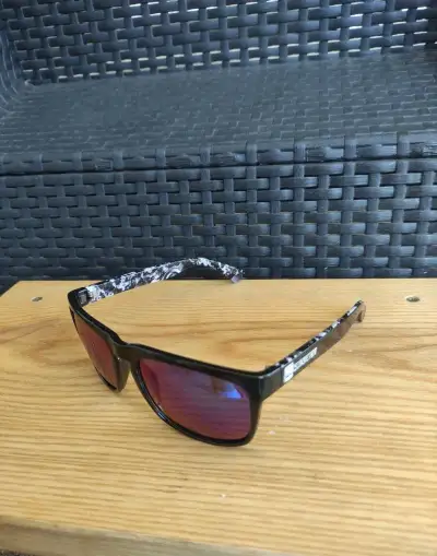 Sluneční brýle QuikSilver - NOVÉ