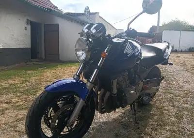 Honda Hornet 600 F