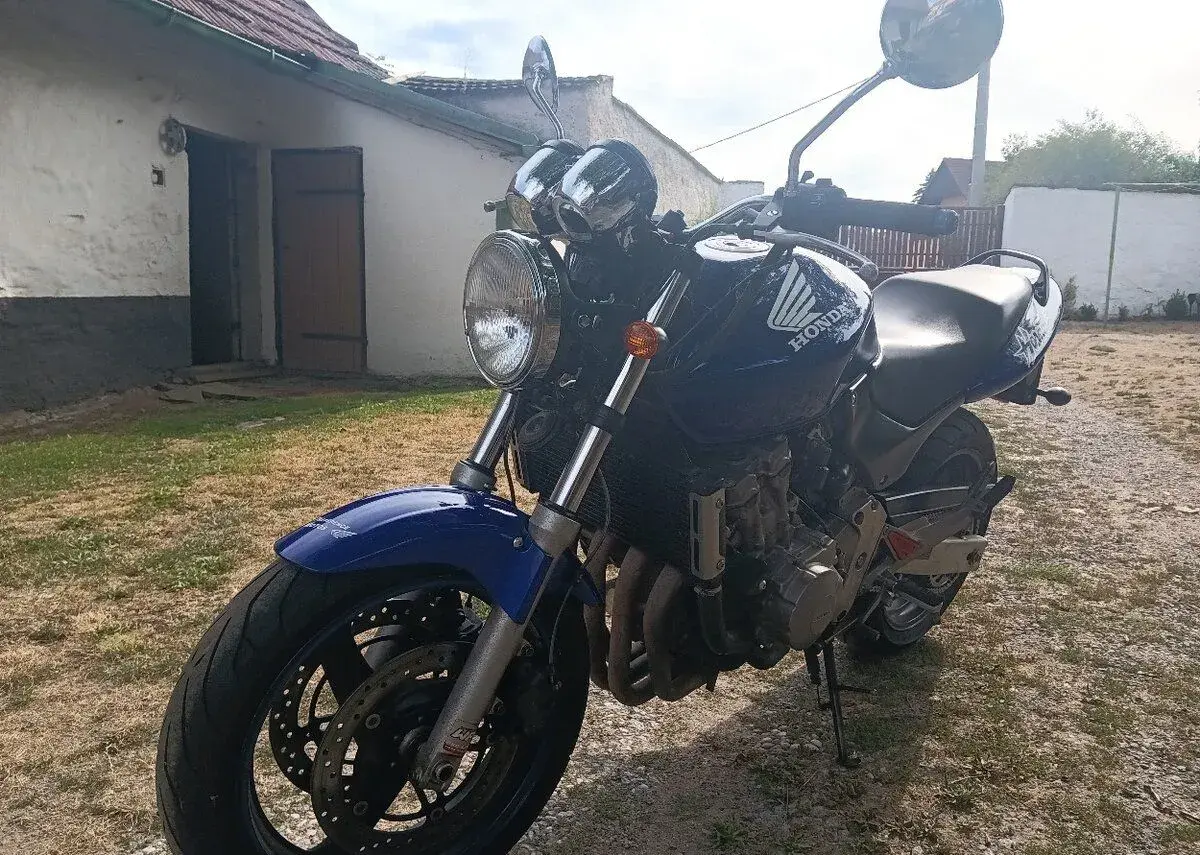 Honda Hornet 600 F