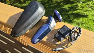 Holící strojek Philips S5600