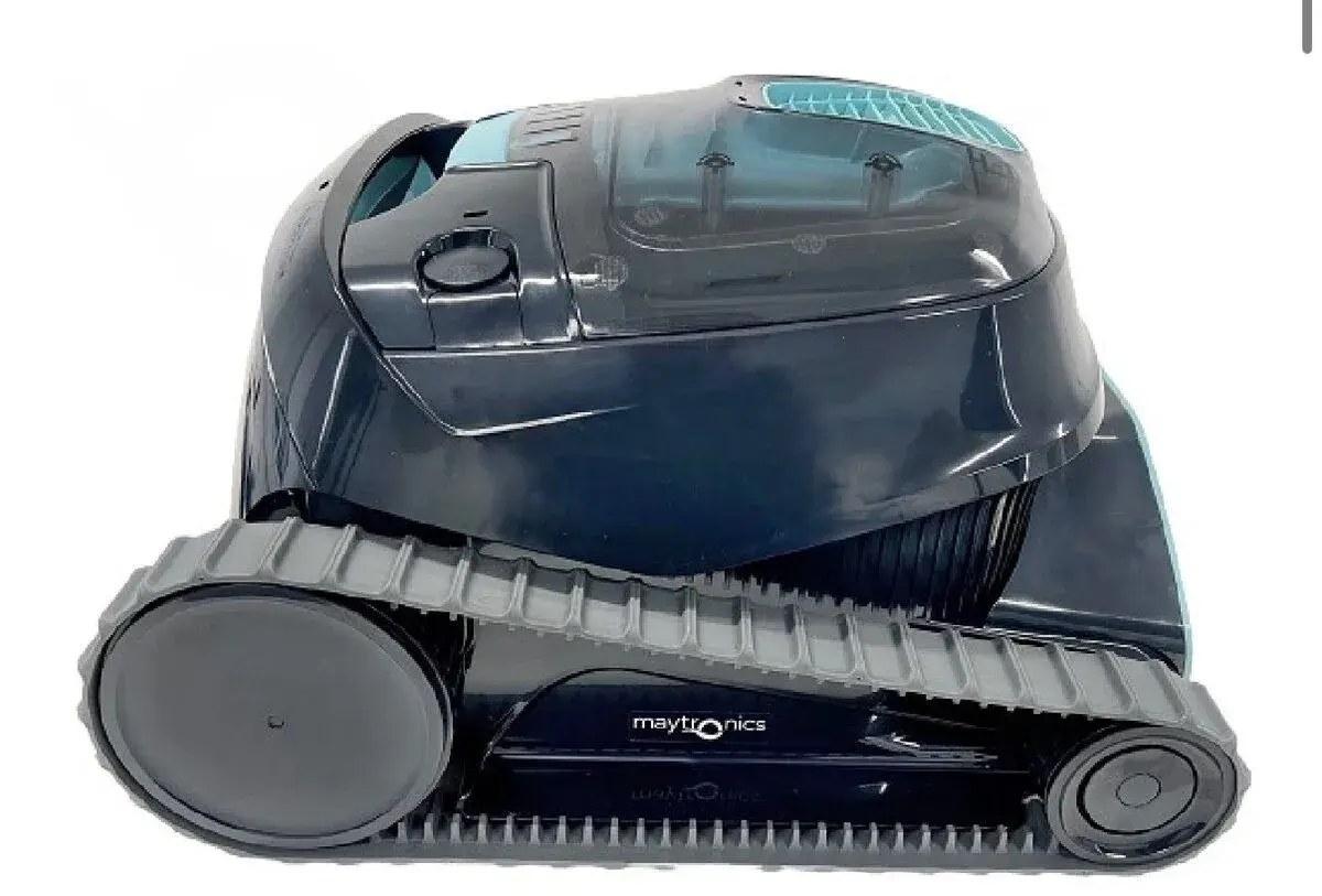 Dolphin Liberty 300