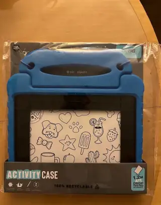 Pipetto Activity dětské pouzdro pro Apple iPad 10,9" (2022)