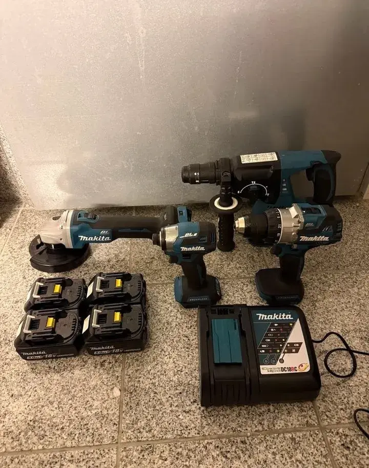 Makita sada strojů 18V LXT