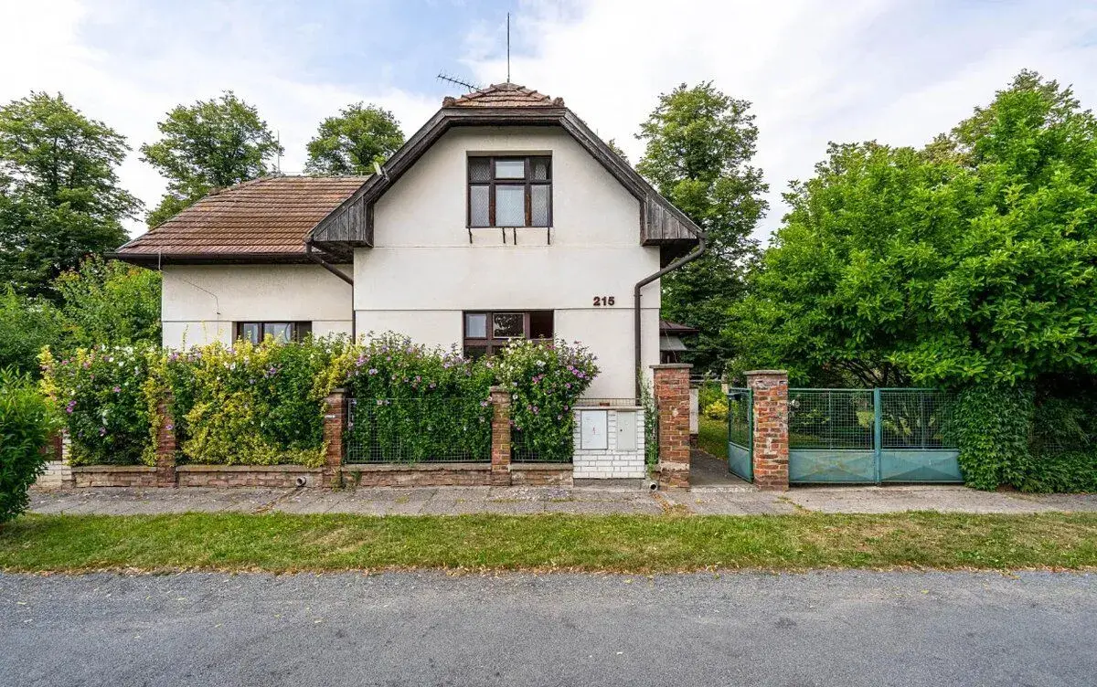 Prodej rodinného domu Luštěnice