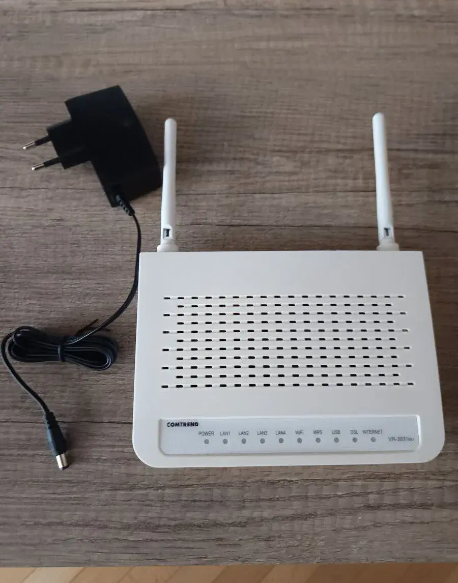 DSL modem Comtrend VR-3031