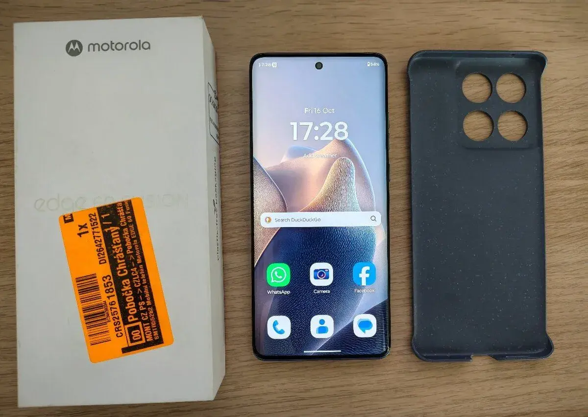 Motorola Edge 60 Fusion 12GB/256GB Stav