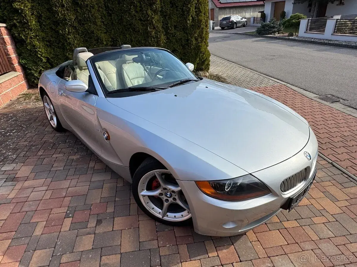 BMW Z4 – 2003, 150 000 km