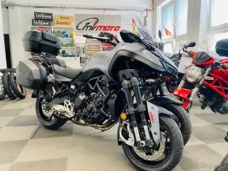 Yamaha Niken GT = VYHŘÍVANÉ SEDLO+ GRIPY