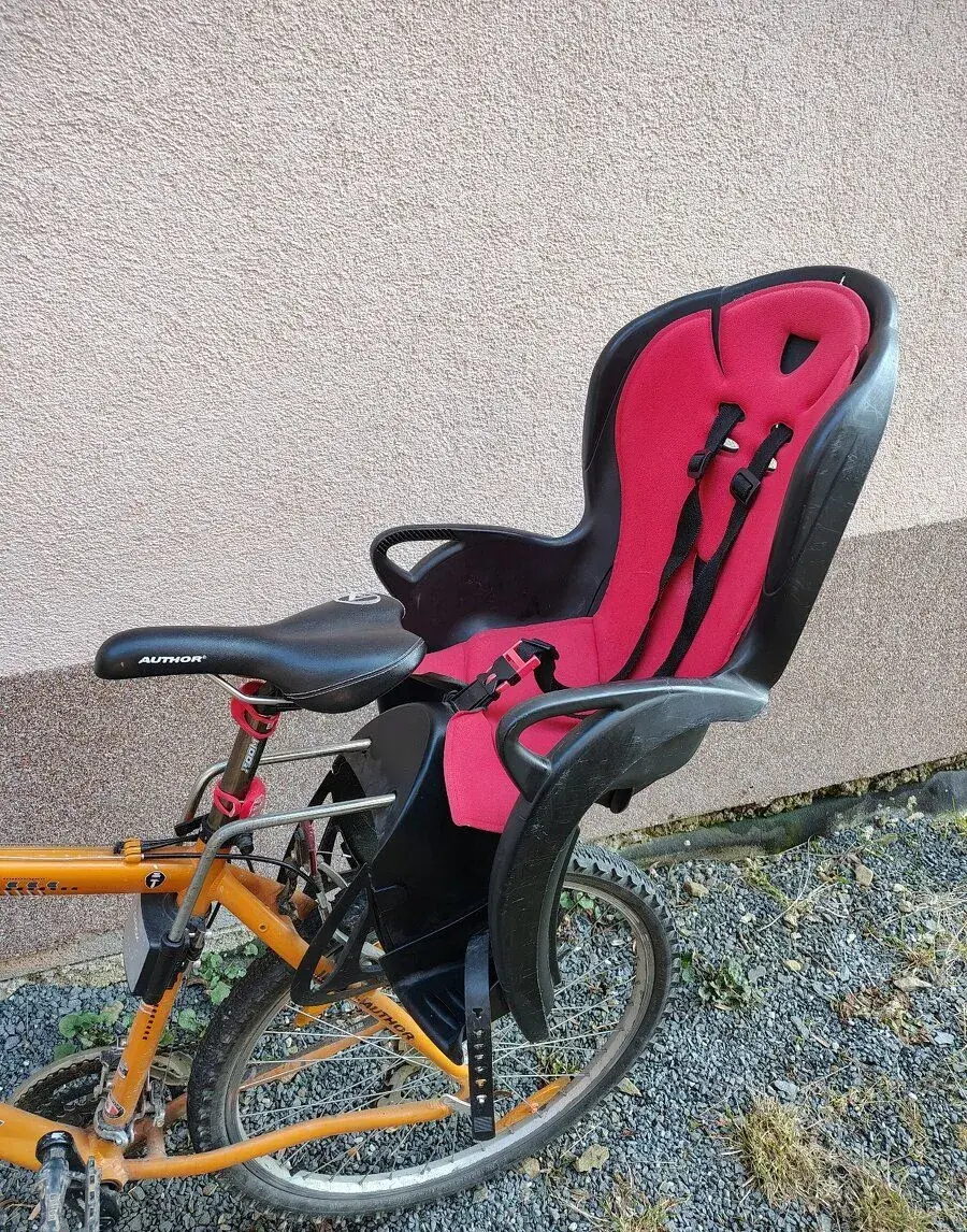 Zadní sedačka na kolo Hamax