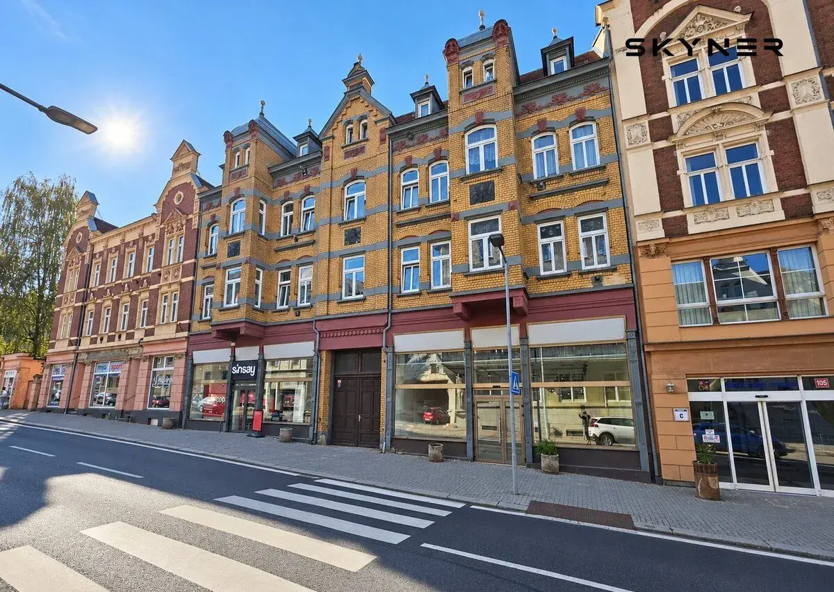 Pronájem obchodních prostor s výlohami, cca 280 m², Rumburk