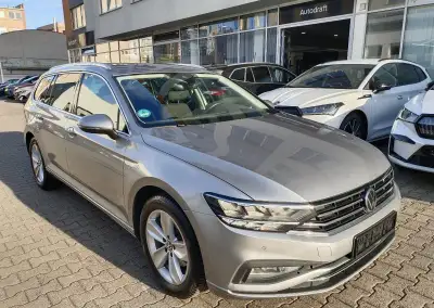 Volkswagen Passat – 2022, 190 539 km