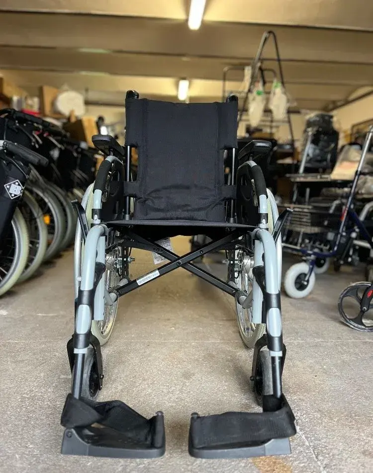 Invalidní vozík Invacare - repas