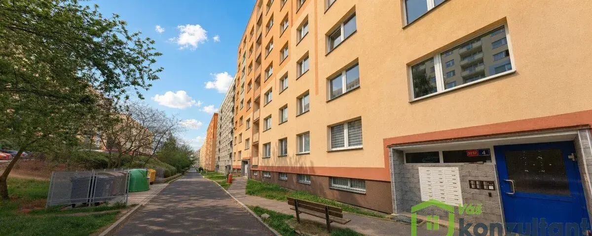 Pronájem bytu 4+1 78 m², Ústí nad Labem - Dobětice