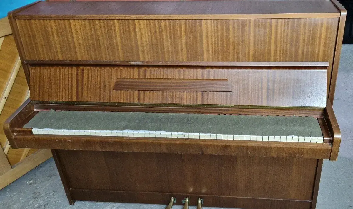 Piano Scholze 114 - Petrof