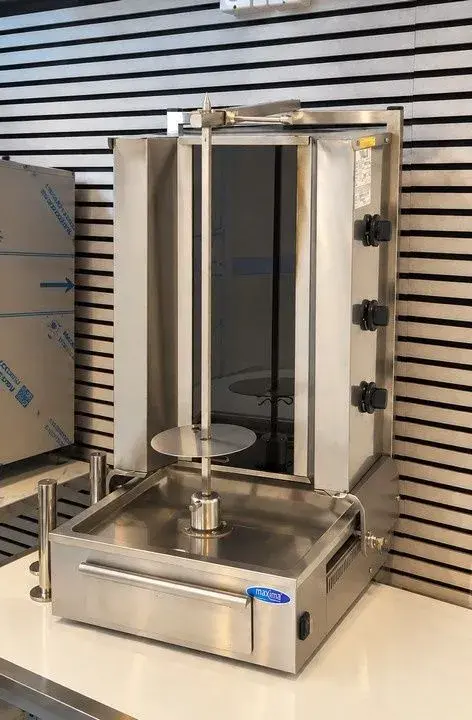 Nový elektrický gril na kebab Maxima 3 hořáky 40kg