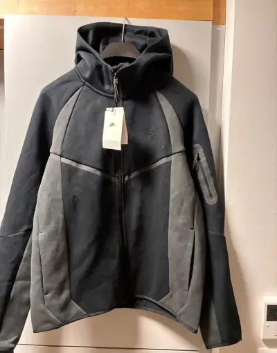 Mikina Nike Tech Fleece