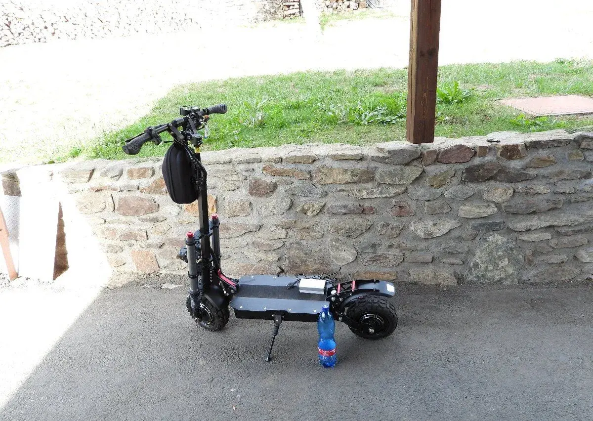 Elektrická koloběžka ELS Q12 5600w