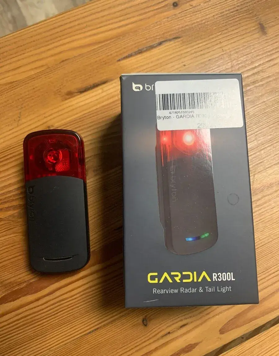 Radar BRYTON GARDIA R300L