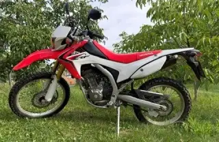 Honda 250 CRF L v perfektním stavu