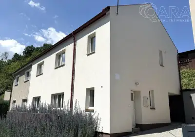 Prodej moderního rodinného domu 4+kk po celkové rekonstrukci