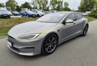 Tesla S – 66 300 km