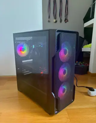 Herní PC - Ryzen 5 5600, GTX 1080 8GB ROG Strix, 16GB RAM, 1
