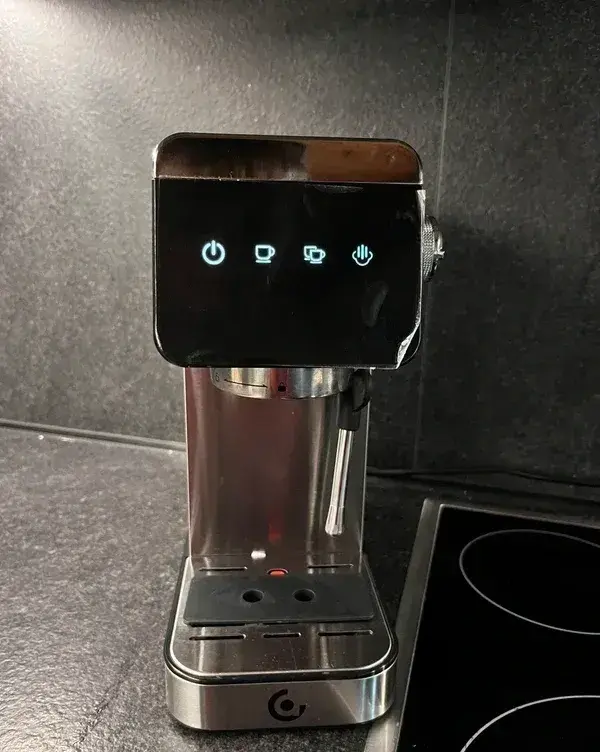 Pákový kávovar Espressoo – plně funkční