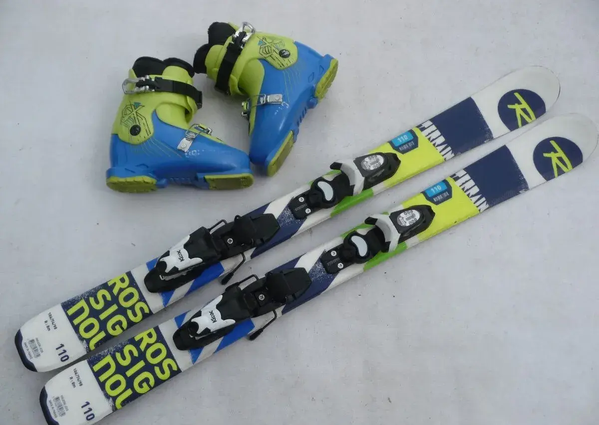 370. Detske lyže ROSSIGNOL - 110 cm + boty DALBELLO 33,5 eu