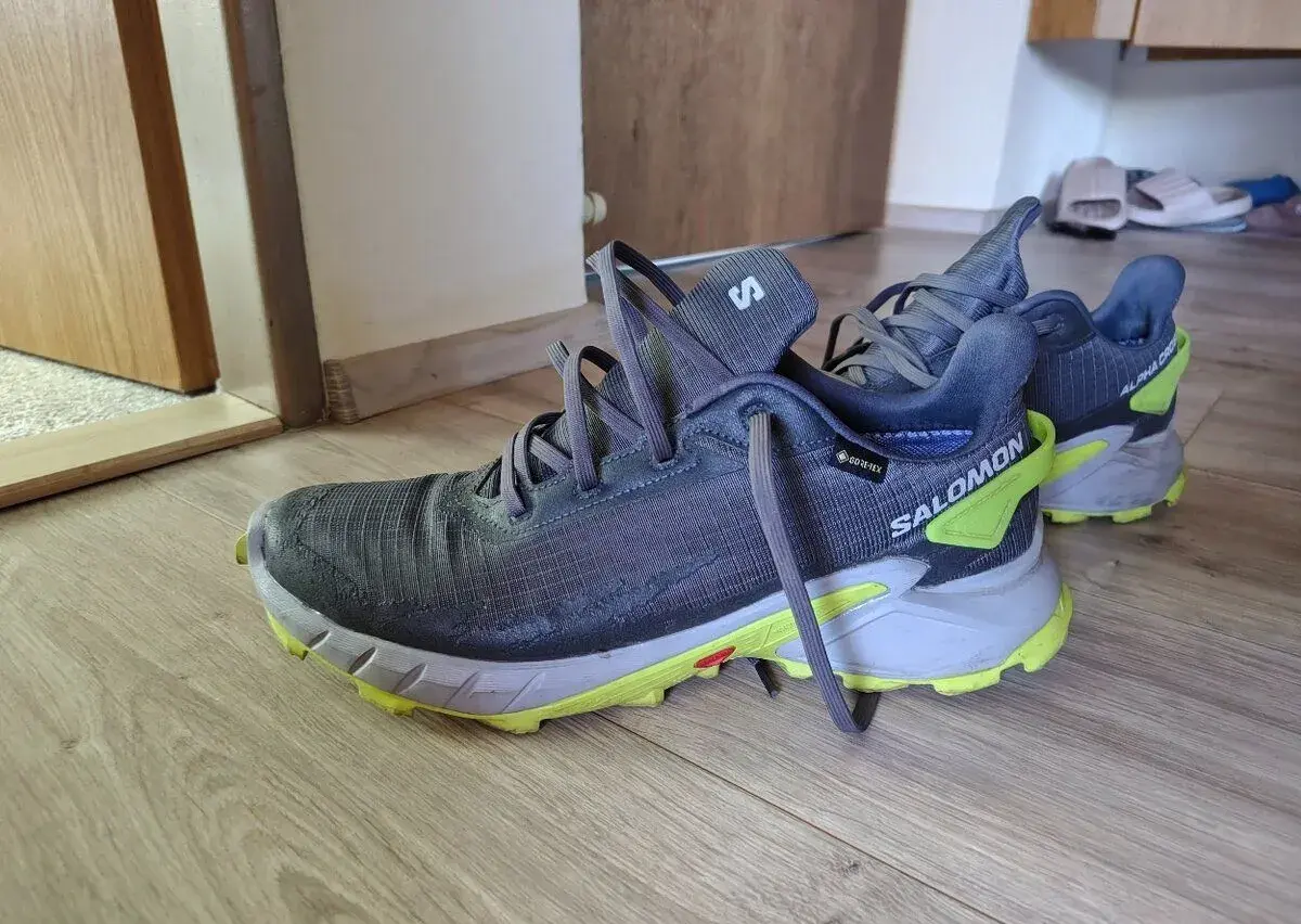 Nové Salomon, New Balance