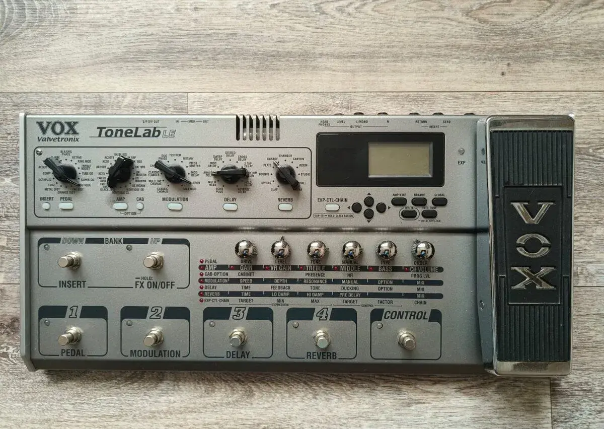 Vox ToneLab LE - kytarový lampový multiefekt