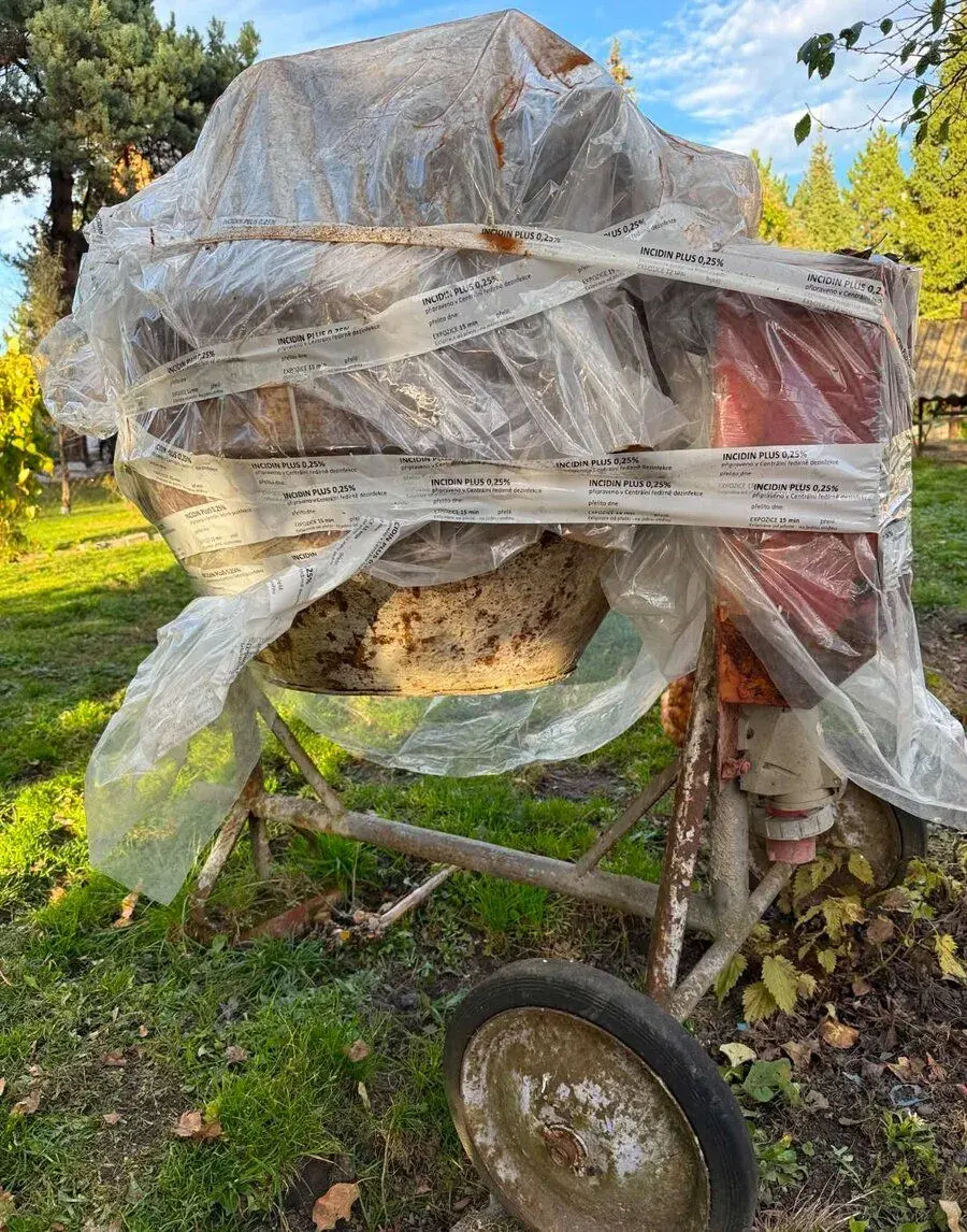 Stavební míchačka na 380V (cca 2–3 kolečka) – plně funkční