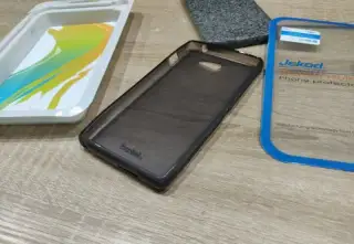 Silikonové pouzdro Sony Xperia M2