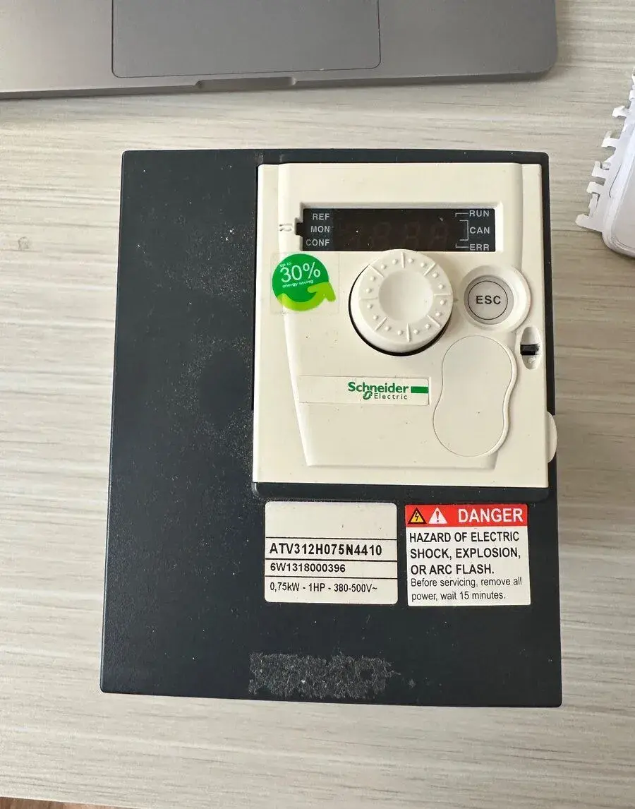 Schneider Electric Altivar 312 – frekvenční měnič 0,75 kW
