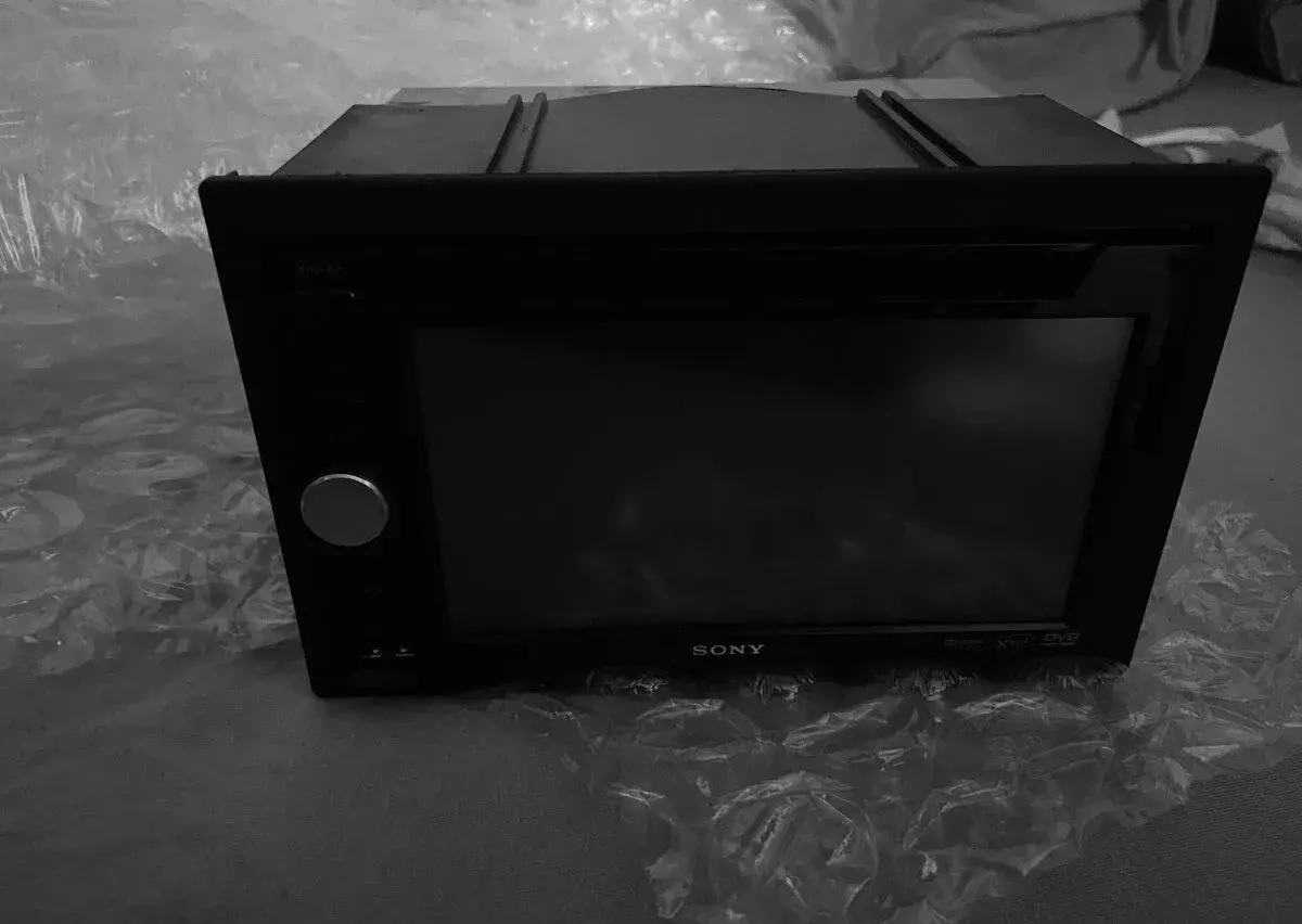 SONY - XAV 63
