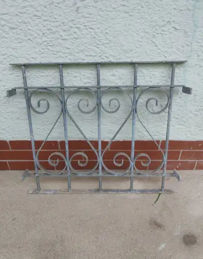 Bezpečnostní mříže do oken a dveří