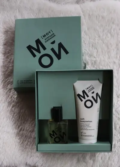 dárkový set Moň - parfém + body lotion, nové