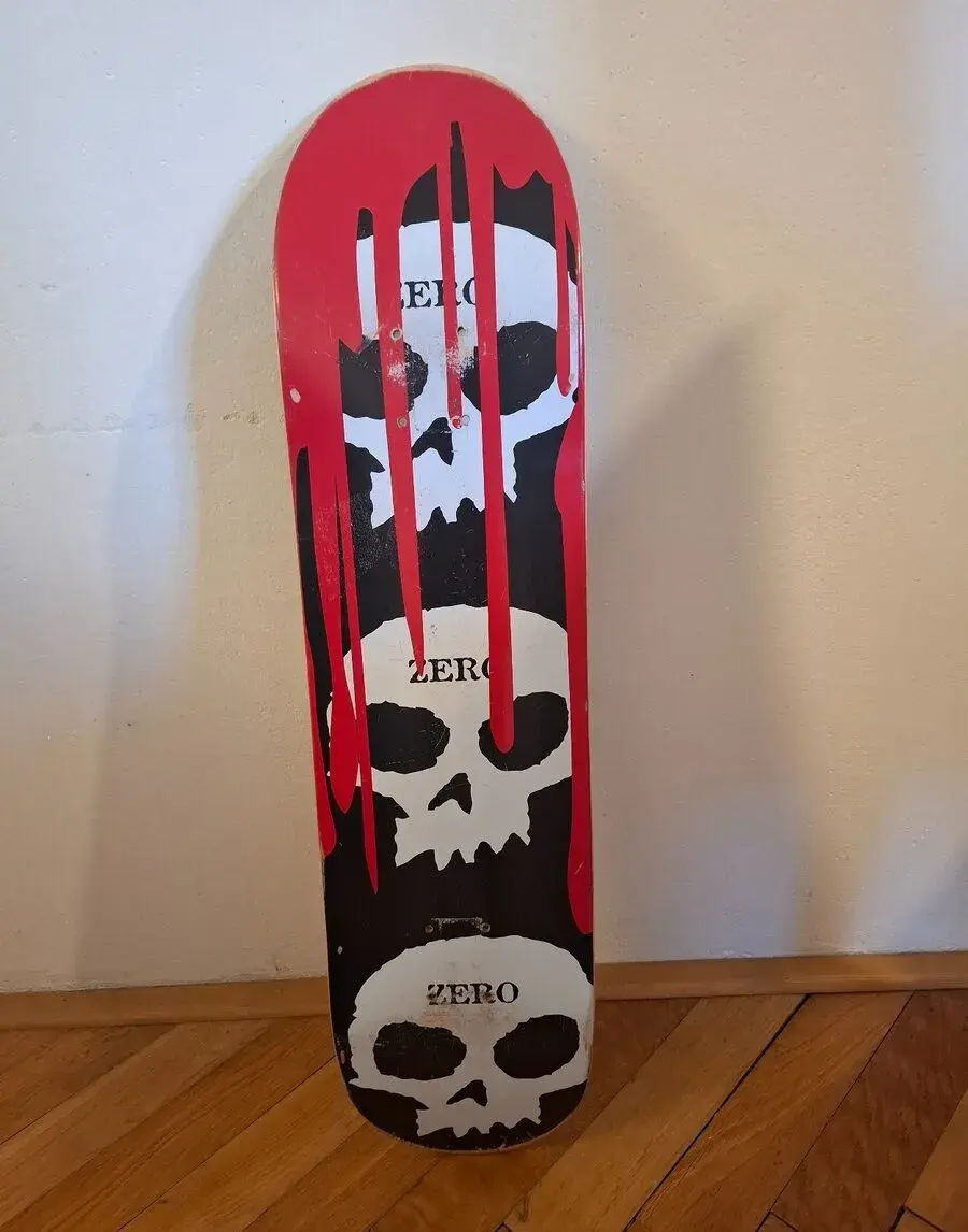 Skateboardová deska ZERO 7,75