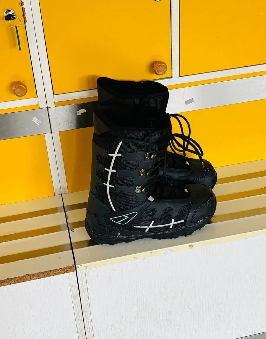 snowboardové boty - boty na snowboard (45,5 EU)