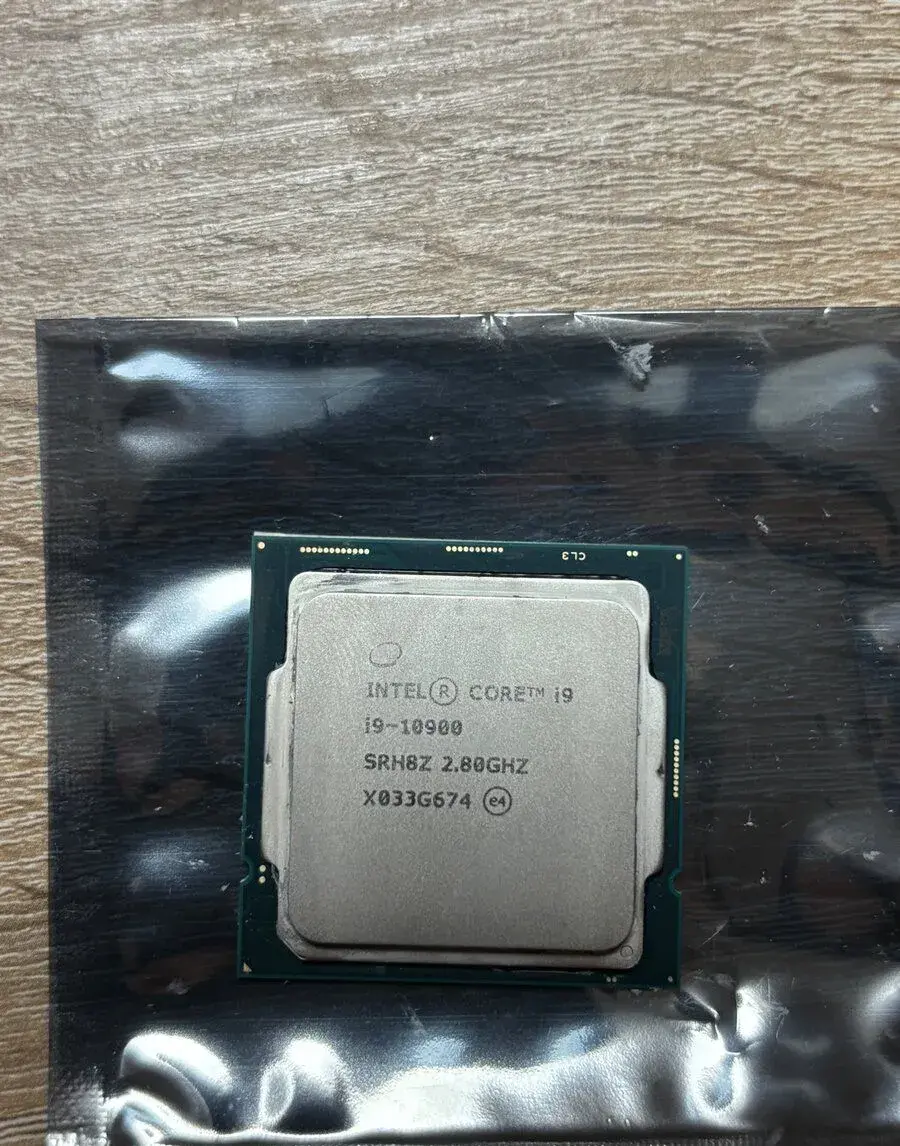 i9 10900 (5.2 GHz)