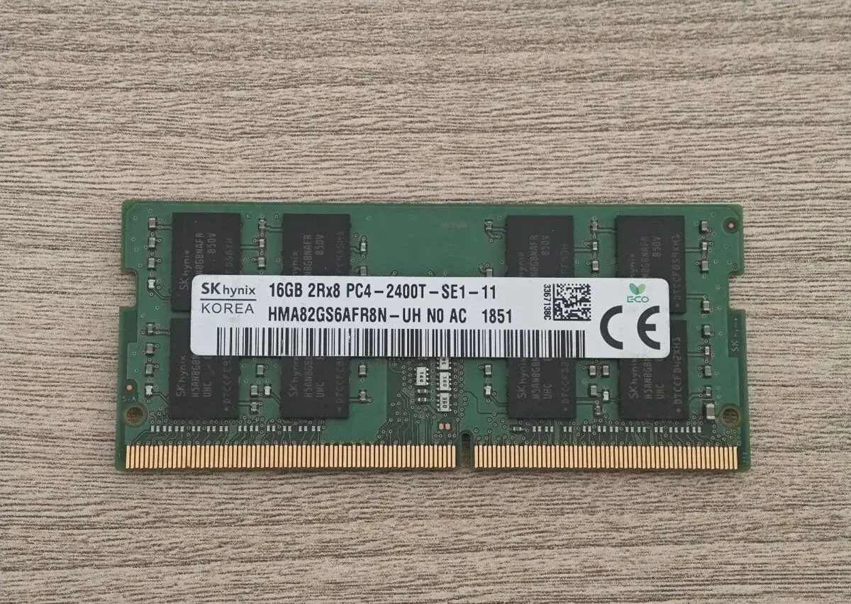 RAM DDR4 SO-DIMM 1x16GB 2400MHz