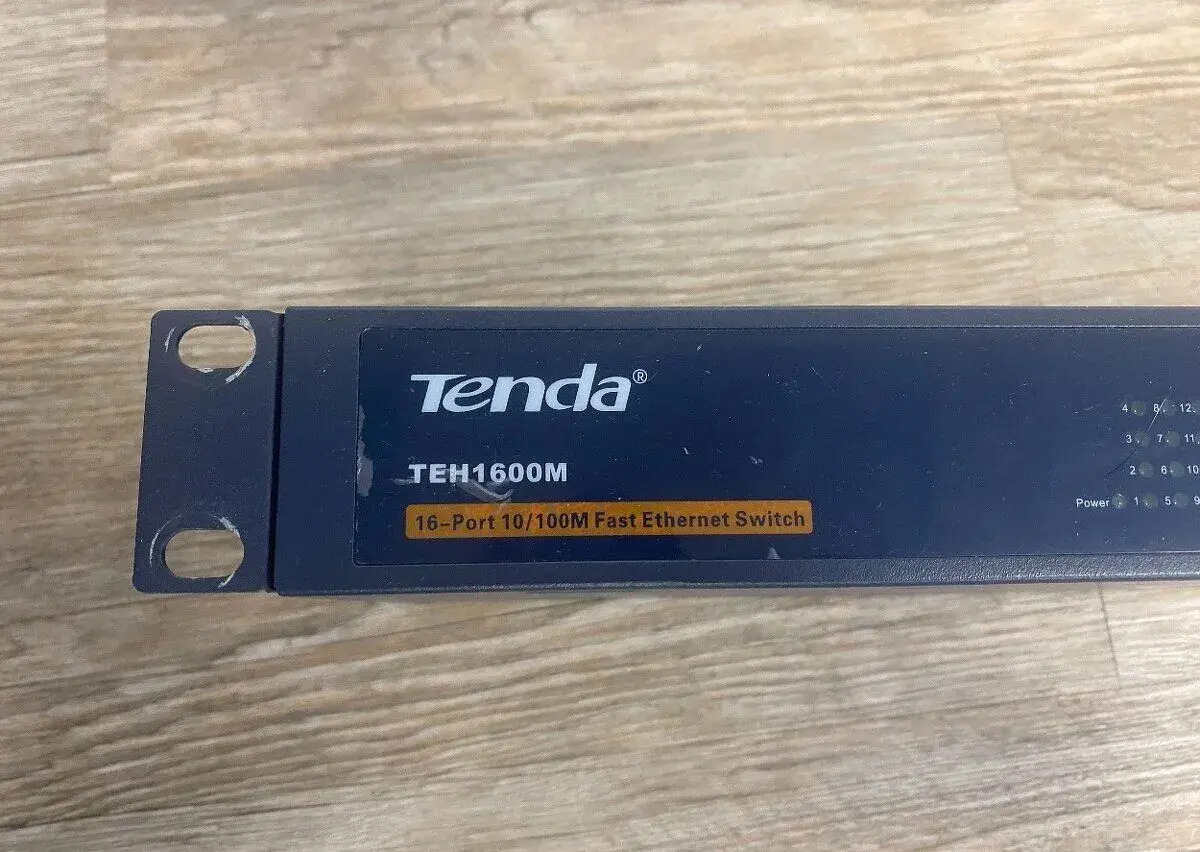 Rack-mount switch TENDA TEH1600M