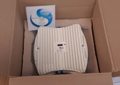 zesilovač mobilního signálu Andrew MR1818U 1800 MHz